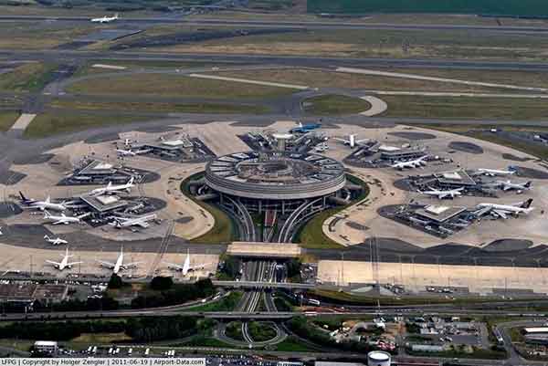 Paris Charles de gaulle airport