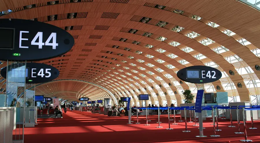 CHARLES DE GAULLE AIRPORT (Paris CDG) Welcome